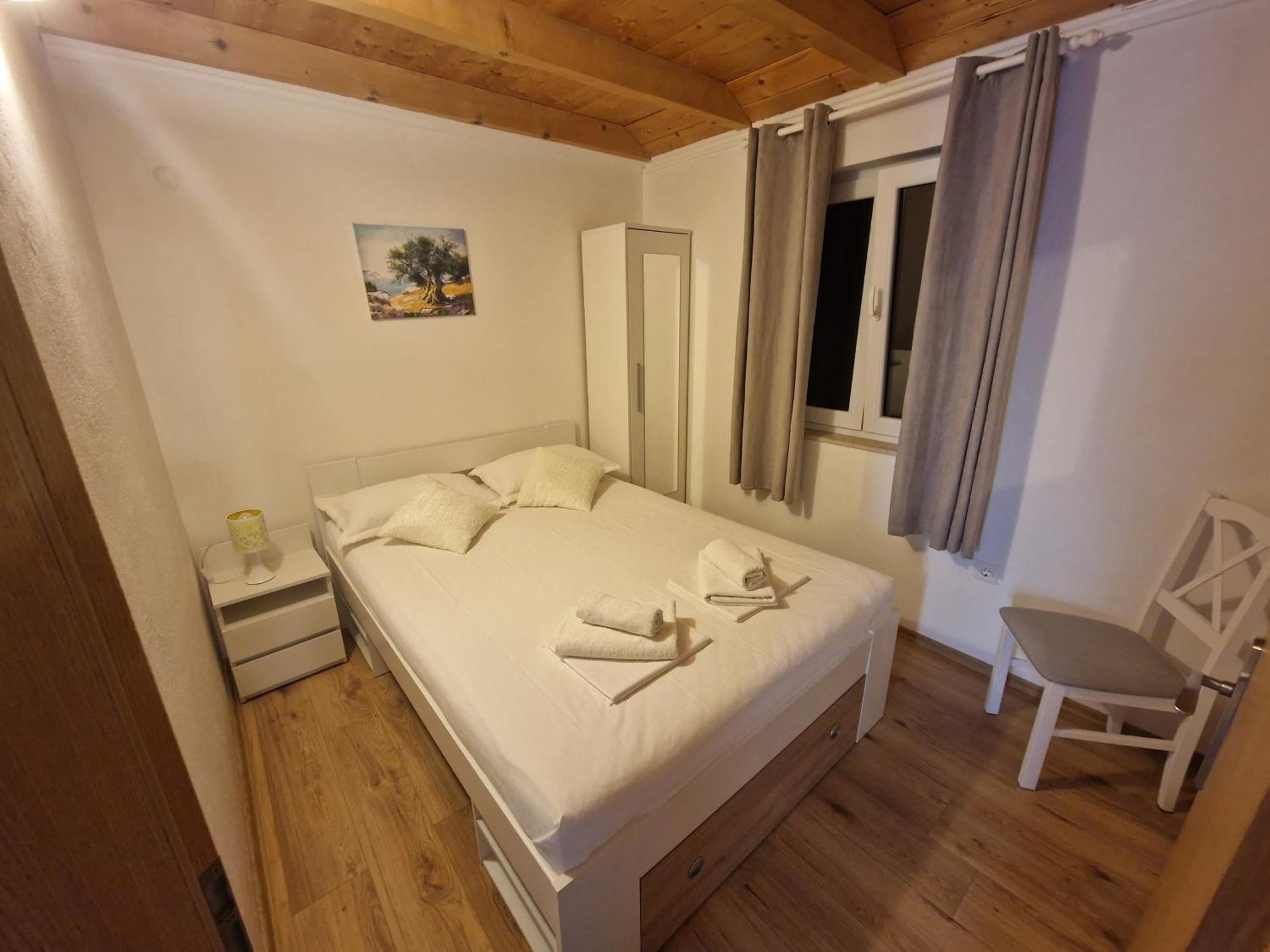 Kuca Za Odmor Dobrila Hotel Jelsa  Kamer foto